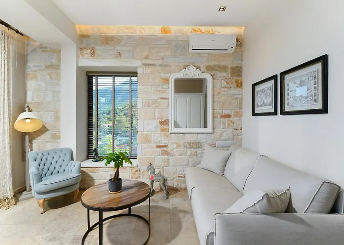 Agorastos Aparthotel Koinira