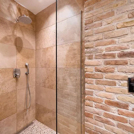 Agorastos 아파트호텔