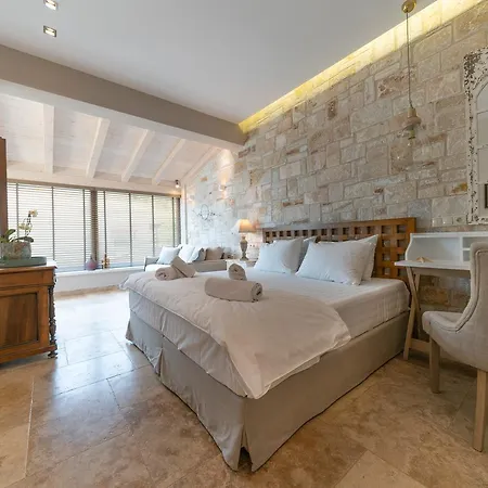 Agorastos 코이니라